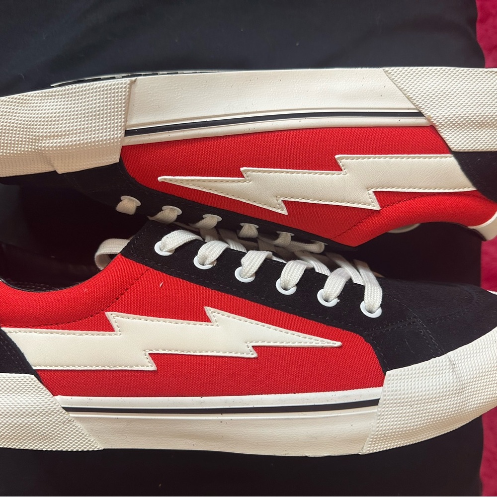 Revenge x Storm Volume 2 Low Top Red / Black Mens 11 - Picture 2 of 11